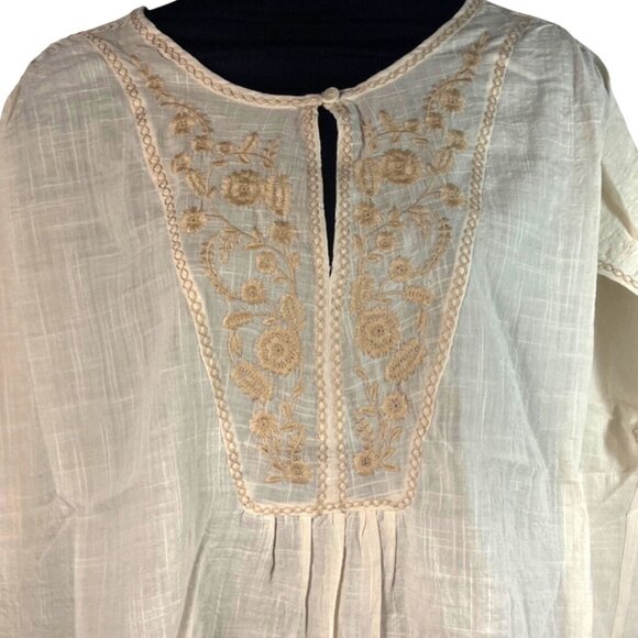 Max Studio Embroidered Short Sleeve Top 1X Antique White w Khaki Blooms NWT - Picture 3 of 8